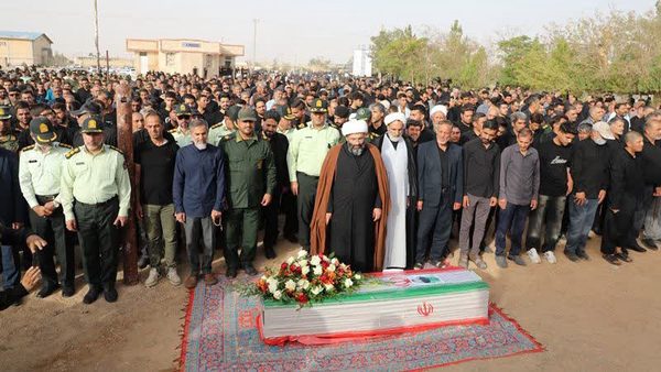 تشییع پیکر مطهر شهید فراجا در اصفهان تشییع پیکر مطهر شهید فراجا در اصفهان
