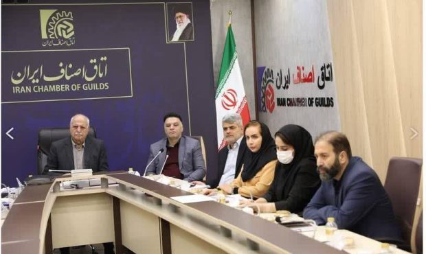 برگزاری وبینار آموزشی ضوابط اختصاصی تبصره ۴ ماده ۱۸ گروه کالایی پوشاک، کیف، کفش و منسوجات