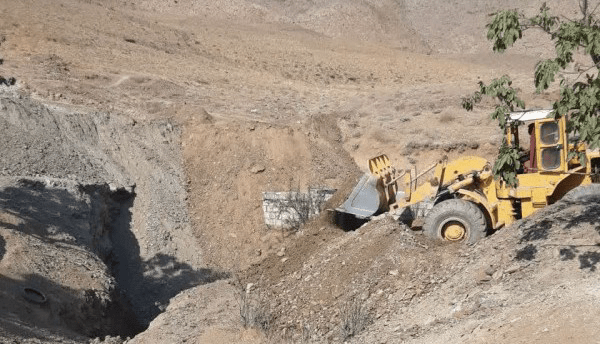 چاه‌هایی که نفس کوه و زمین را گرفتند