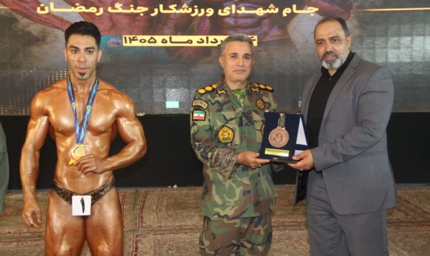 فرمانده گروه ۴۴ توپخانه نزاجا: وقتی مدال‌ها با نام شهدا درخشان‌تر می‌شوند، قهرمانی رنگی از پهلوانی می‌گیرد